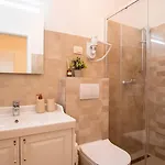 Kaia Villa Kringa
